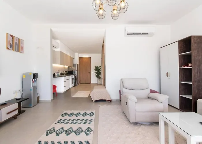 Apartment Ground Floor One Bedroom In Kamaran